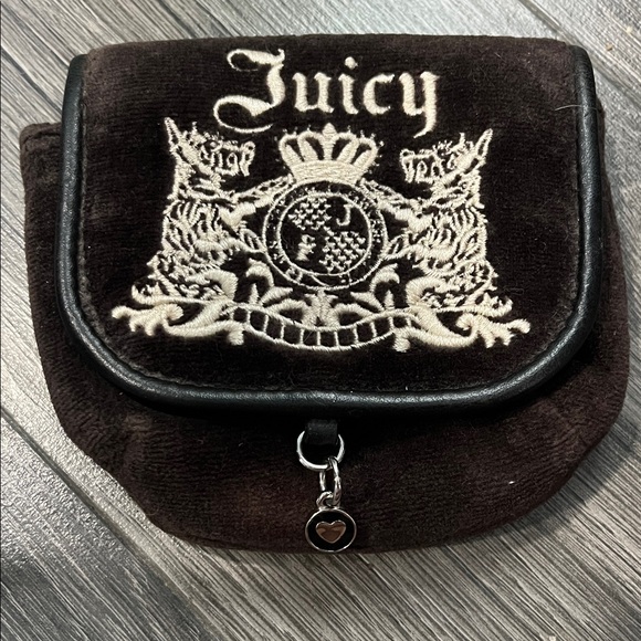 Juicy Couture Black Velour Pouch - Picture 6 of 8